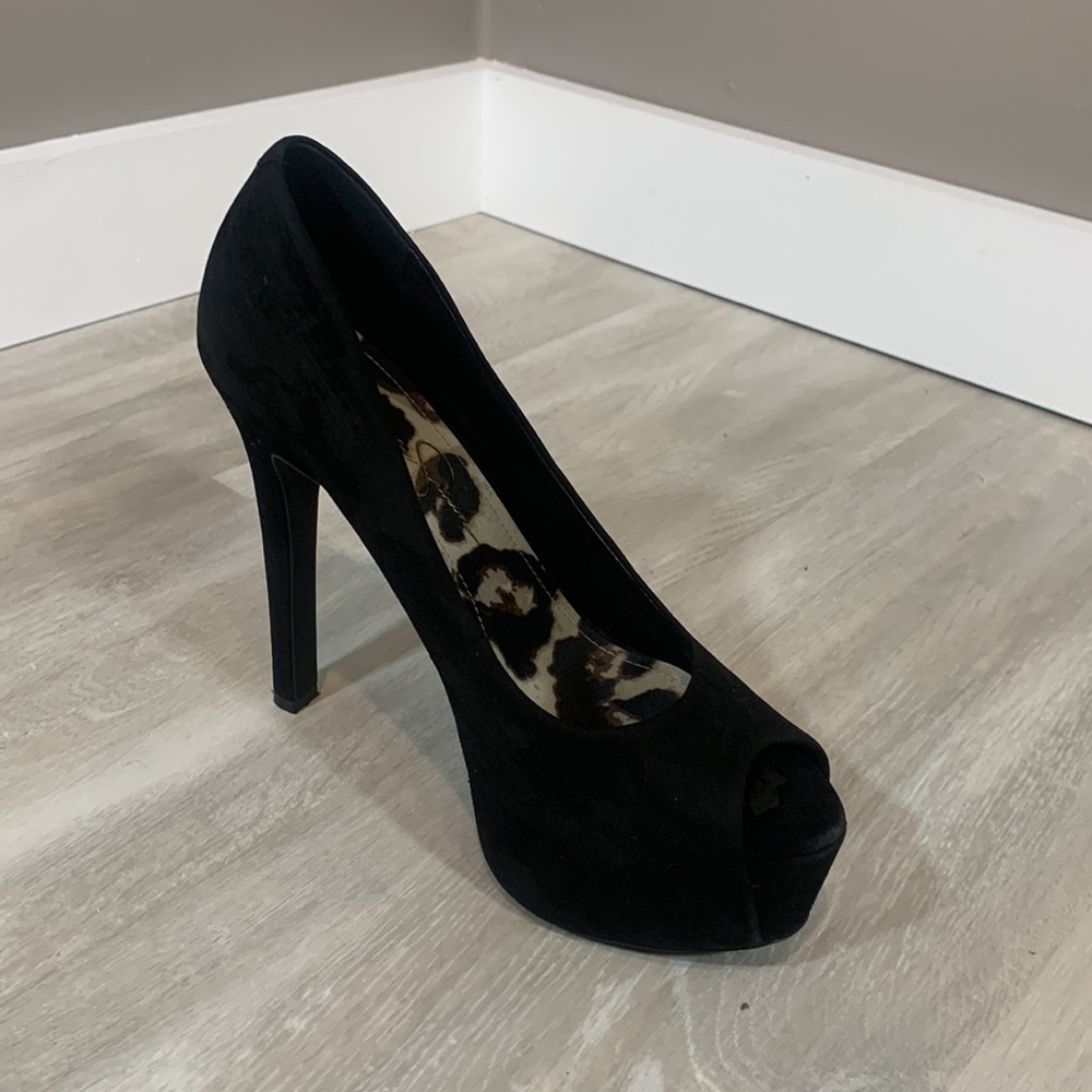 Jessica Simpson High Heel - Picture 4 of 10